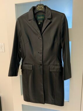 DANIER LEATHER BLACK LONG COAT SIZE X SMALL